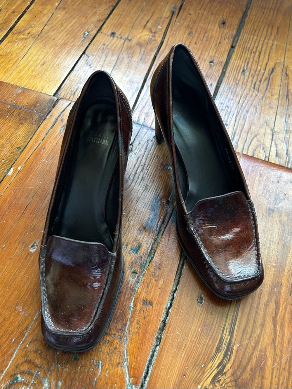 Stuart Weitzman patent chunky heel loafer sz 10